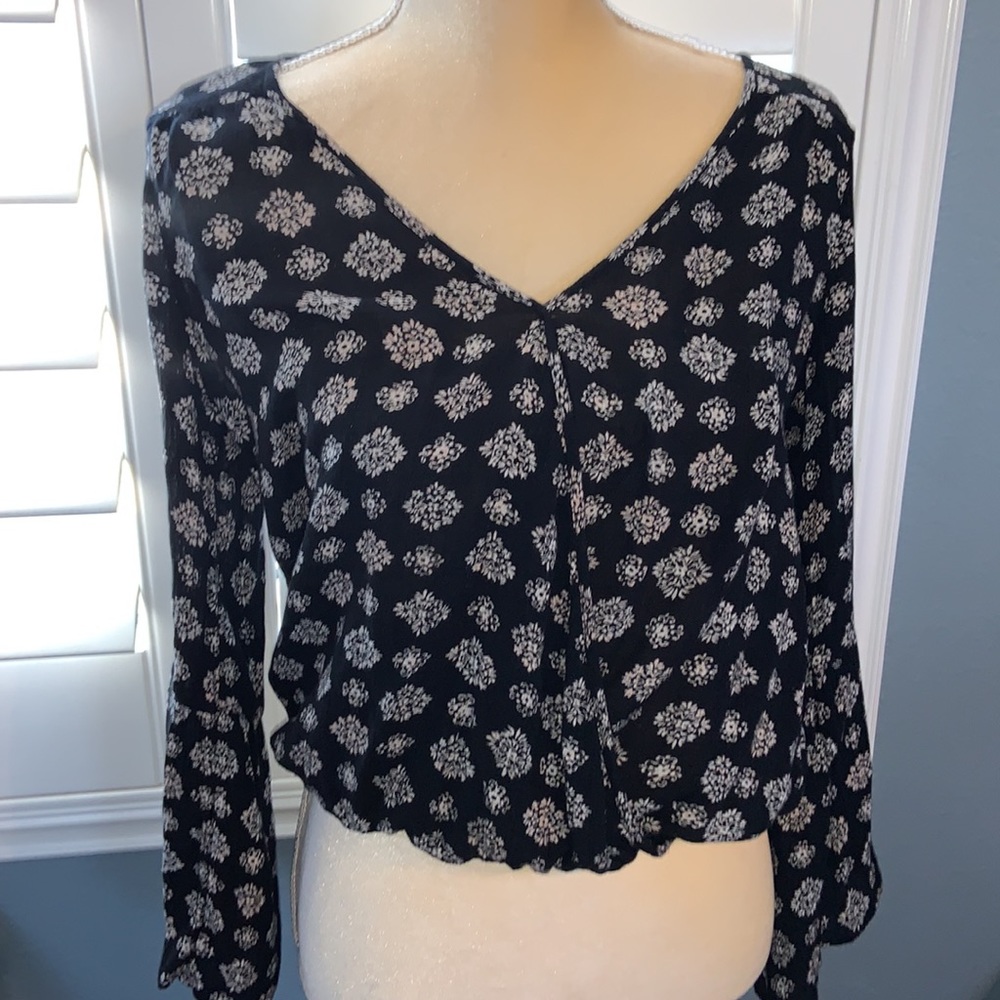 American Eagle Long sleeve